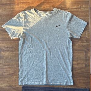 Nike Men's Heather Gray Short Sleeve Tee